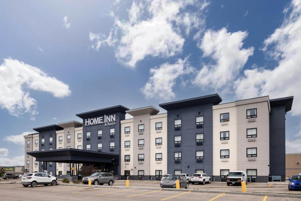 Home Inn & Suites Regina Airport Extérieur photo