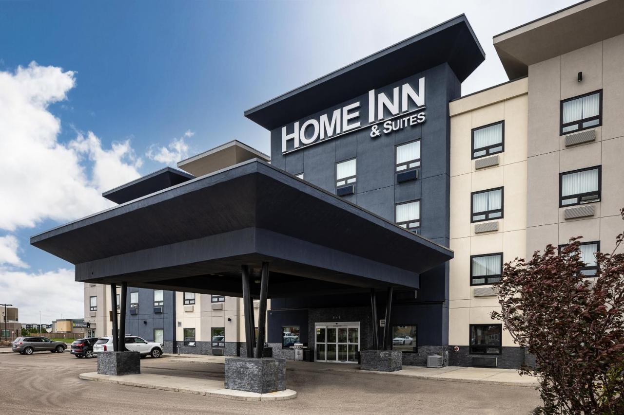 Home Inn & Suites Regina Airport Extérieur photo
