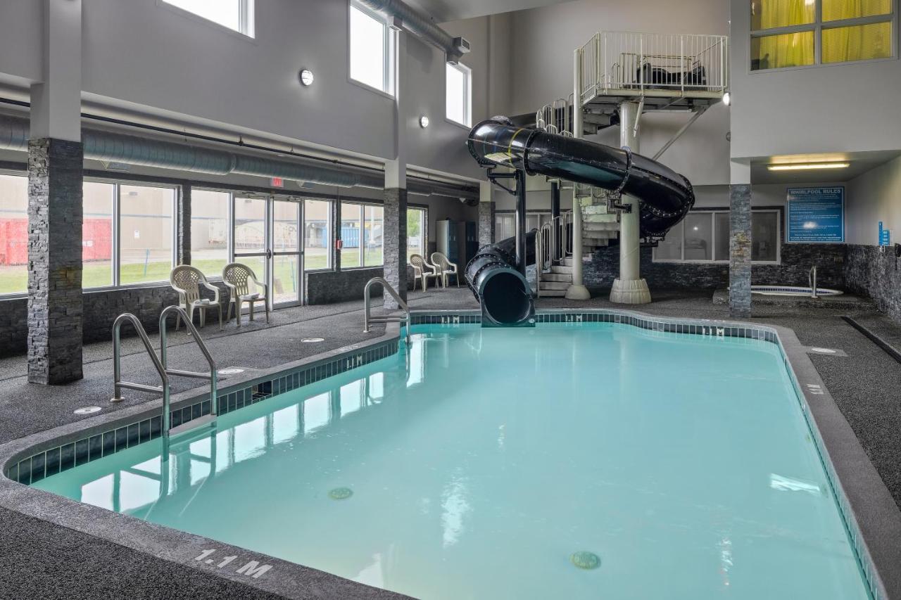 Home Inn & Suites Regina Airport Extérieur photo