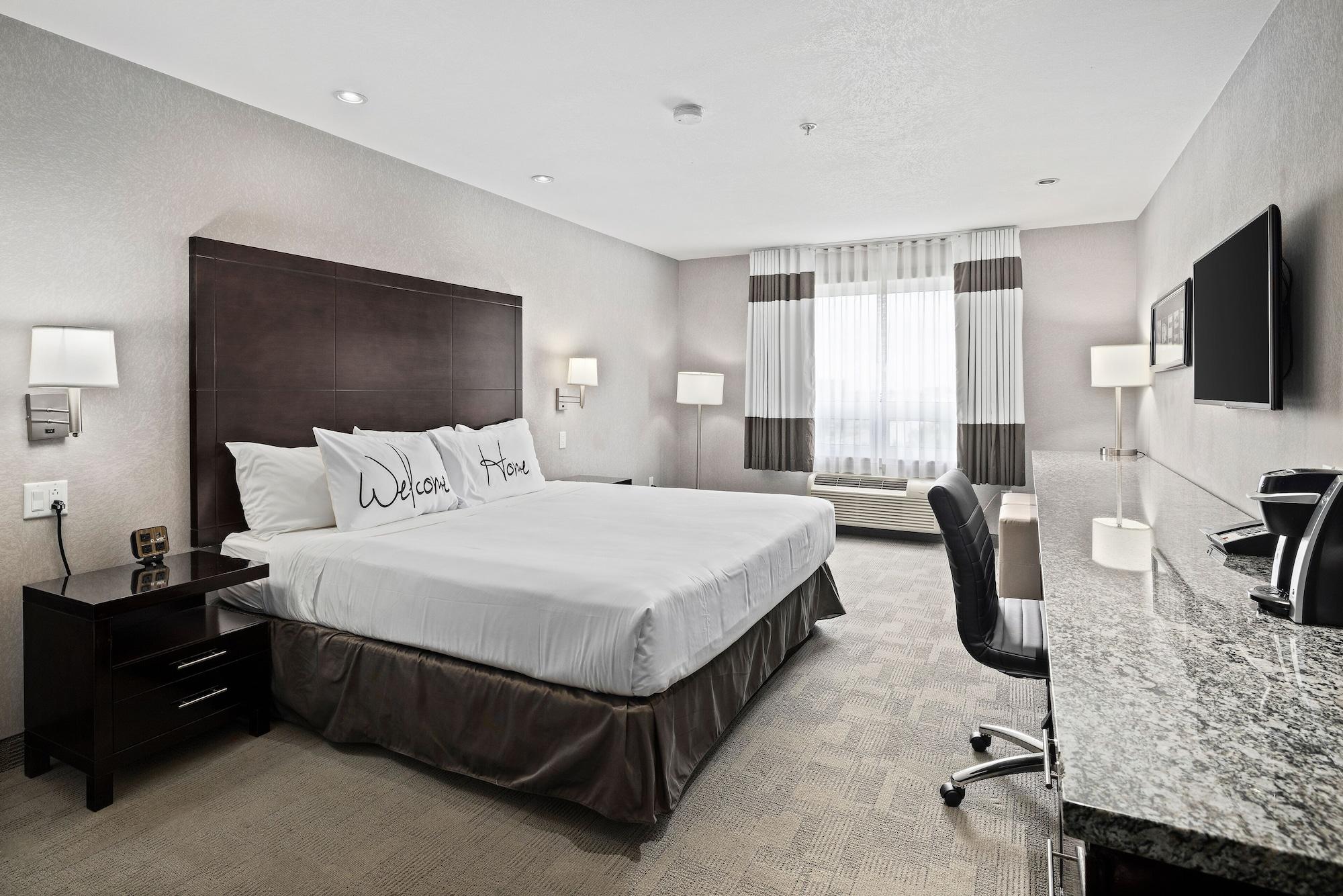 Home Inn & Suites Regina Airport Extérieur photo