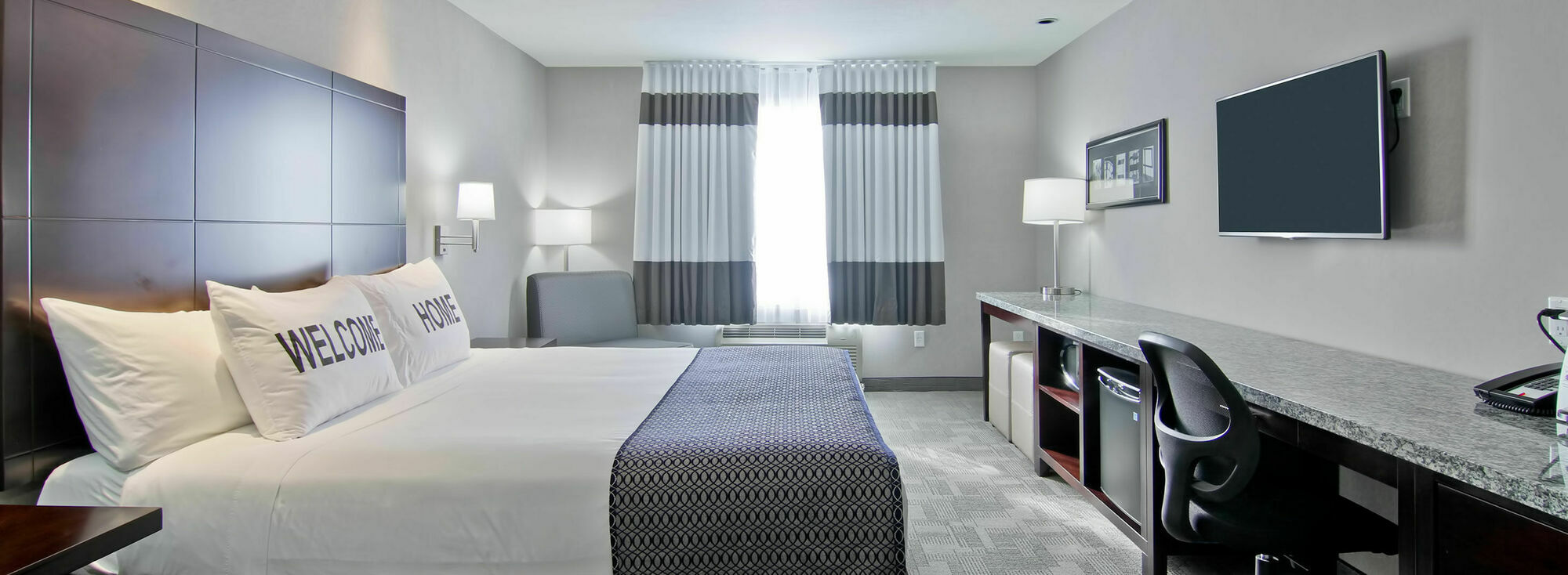 Home Inn & Suites Regina Airport Extérieur photo