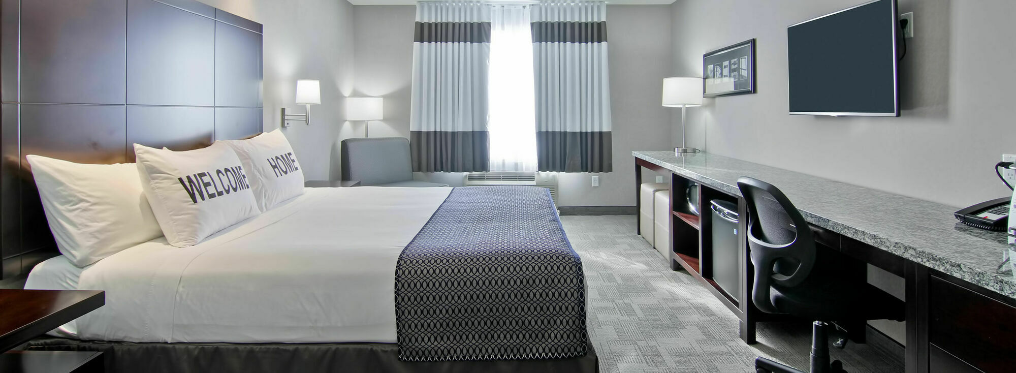 Home Inn & Suites Regina Airport Extérieur photo
